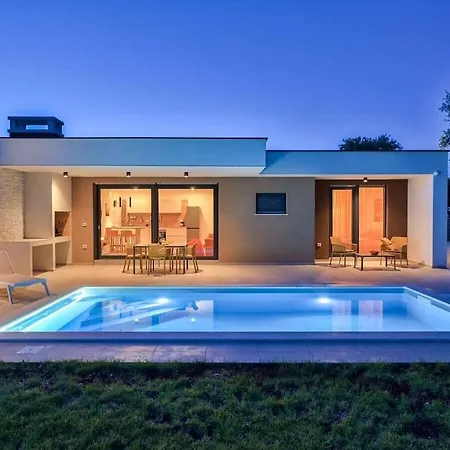 Solis With Heated Pool