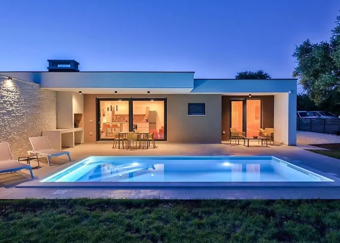 Solis With Heated Pool