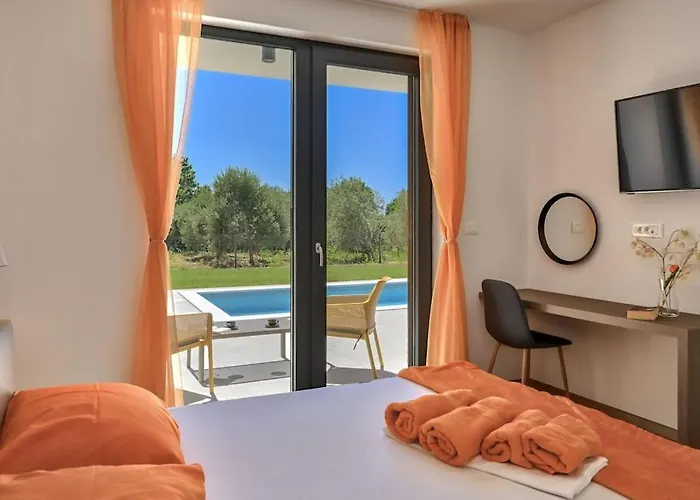 Solis With Heated Pool