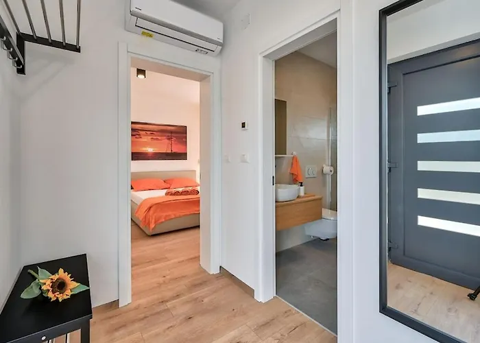 Solis With Heated Pool * Ližnjan