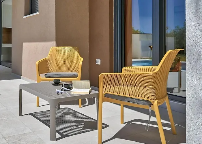 Solis With Heated Pool